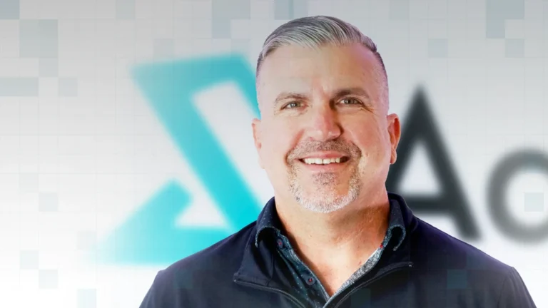 Jason Dettbarn portrait